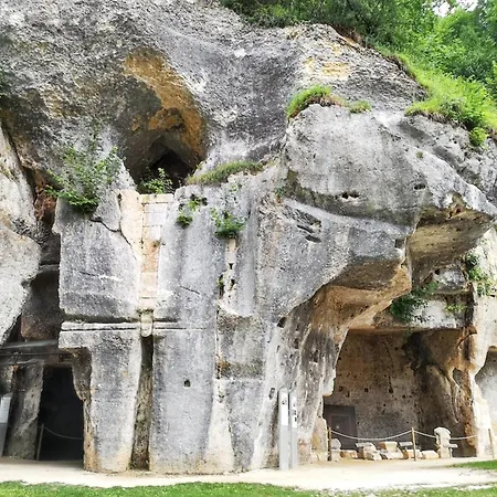 Сasa de vacaciones Maison De Charme à En Périgord Avec Piscine Partagée *