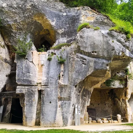 Maison De Charme à En Périgord Avec Piscine Partagée * Brantôme